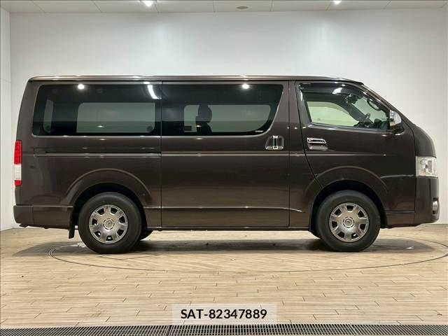 Toyota HIACE VAN 2019-09 4758837-13