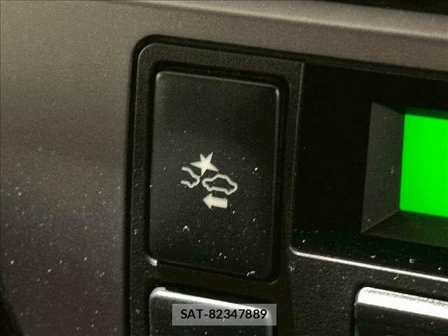 Toyota HIACE VAN 2019-09 4758837-5