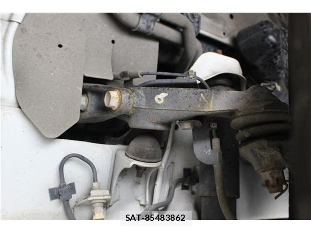 Toyota HIACE VAN 2016-09 4758827-17