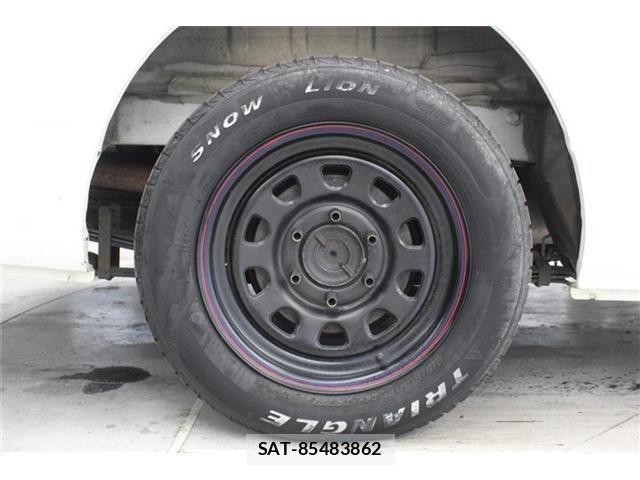 Toyota HIACE VAN 2016-09 4758827-23
