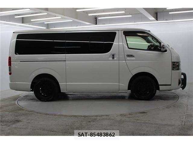 Toyota HIACE VAN 2016-09 4758827-3