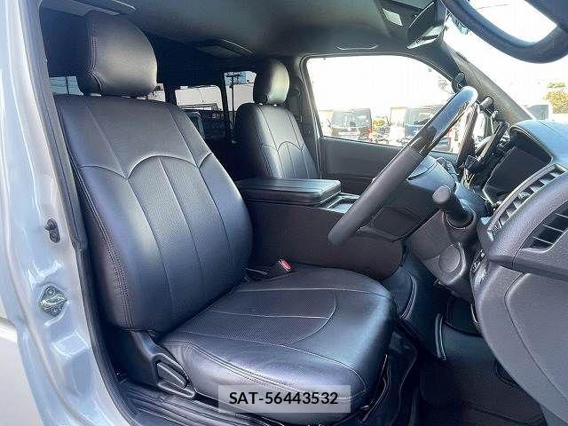 Toyota HIACE VAN 2023-01 4758815-10