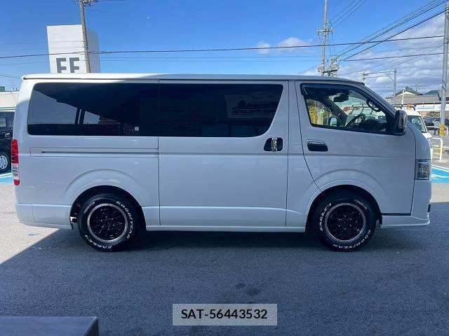 Toyota HIACE VAN 2023-01 4758815-13