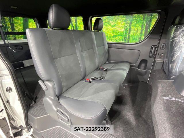 Toyota HIACE VAN 2026-02 4991308-8