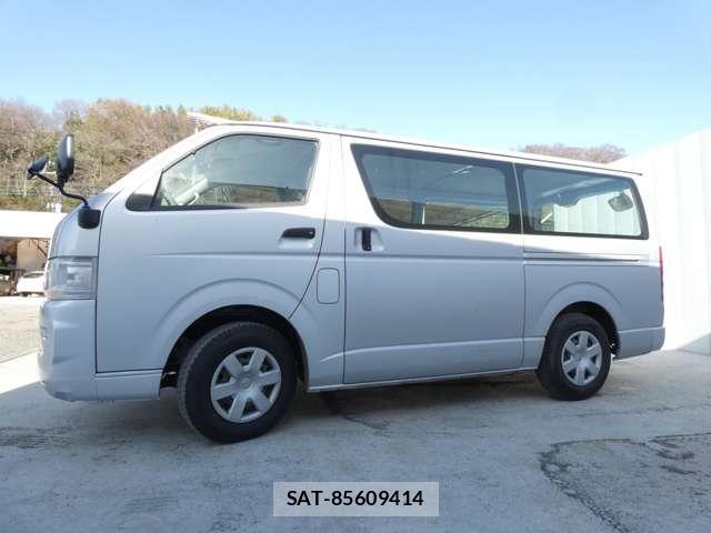 Toyota HIACE VAN 2005-05 4991535-23