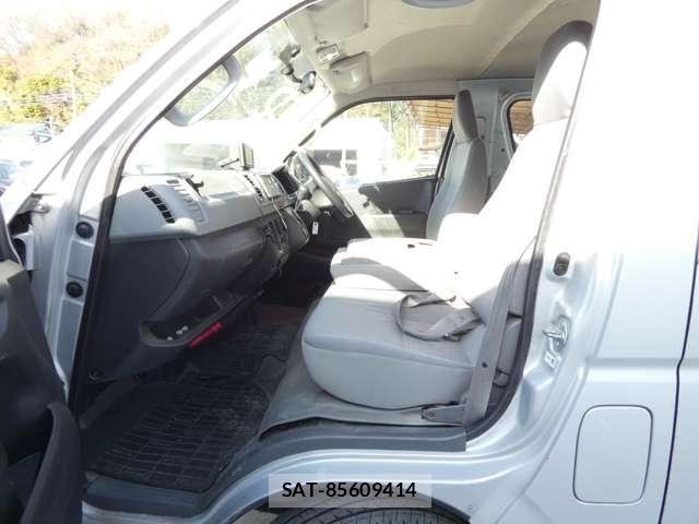 Toyota HIACE VAN 2005-05 4991535-25