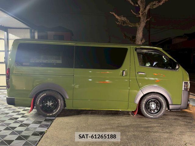 Toyota HIACE VAN 2014-04 5881275-12