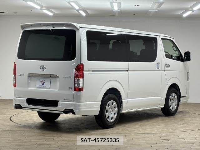 Toyota HIACE VAN 2025-12 5881162-15