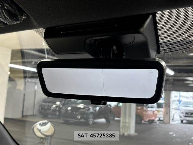 Toyota HIACE VAN 2025-12 5881162-3