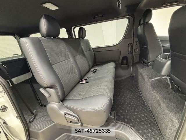 Toyota HIACE VAN 2025-12 5881162-5