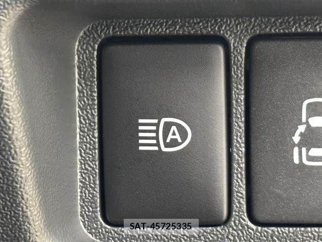 Toyota HIACE VAN 2025-12 5881162-8