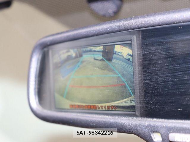 Toyota HIACE VAN 2017-01 5881155-17