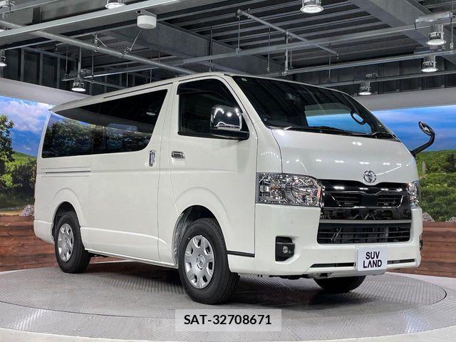 Toyota HIACE VAN 2026-02 5881188-15