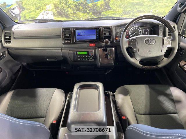 Toyota HIACE VAN 2026-02 5881188-1