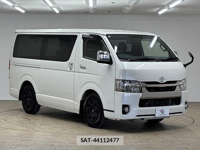 Toyota HIACE VAN 2020-05 5881230-13