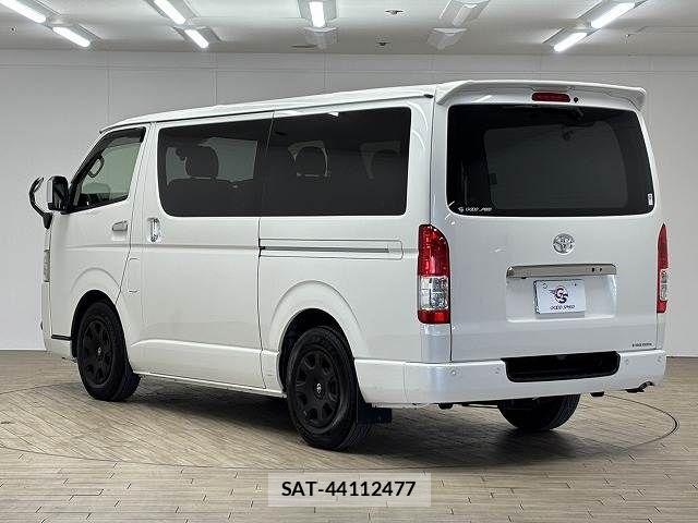 Toyota HIACE VAN 2020-05 5881230-16