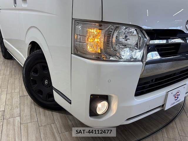 Toyota HIACE VAN 2020-05 5881230-19