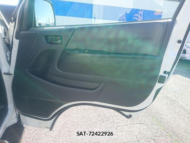 Toyota HIACE VAN 2020-11 5881260-11