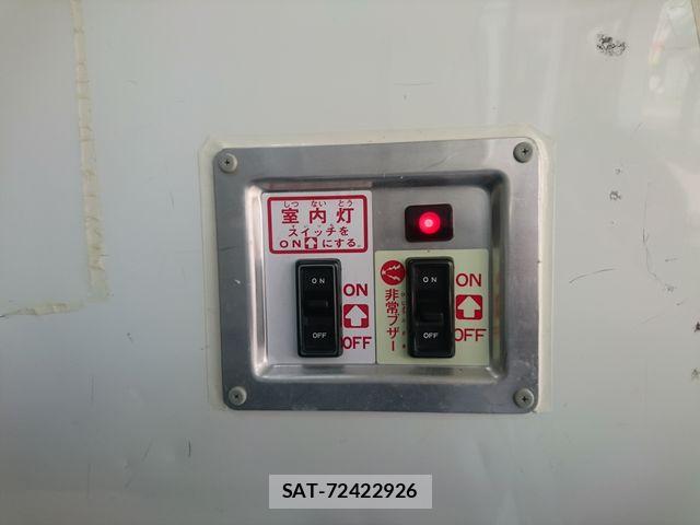 Toyota HIACE VAN 2020-11 5881260-17