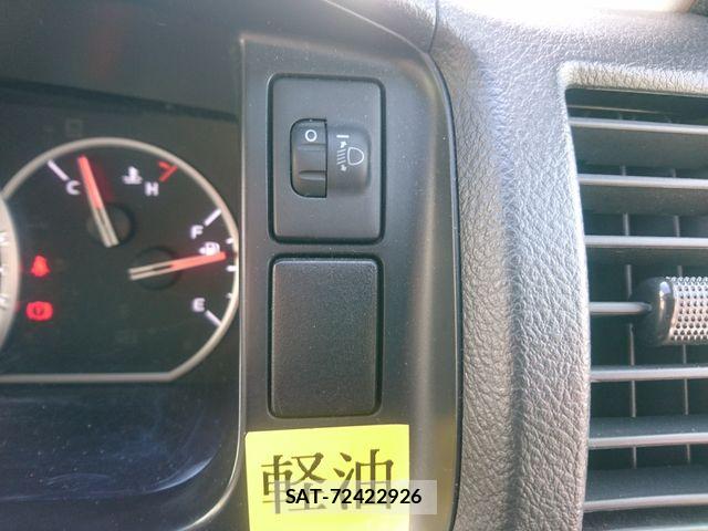 Toyota HIACE VAN 2020-11 5881260-24