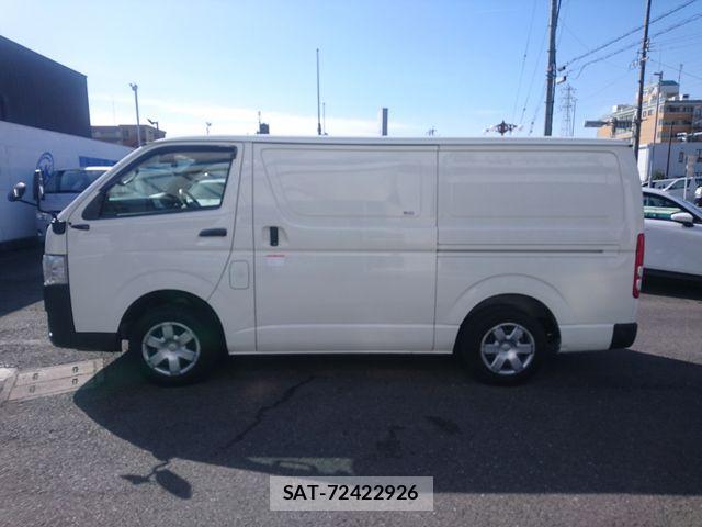 Toyota HIACE VAN 2020-11 5881260-7