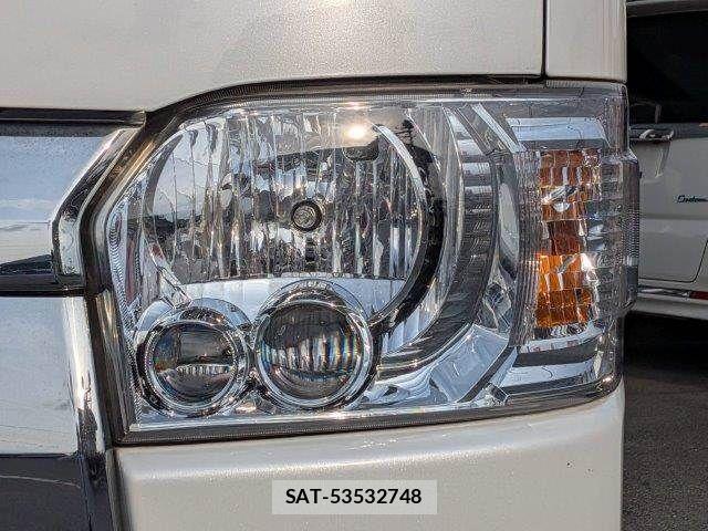 Toyota HIACE VAN 2018-09 5881266-22