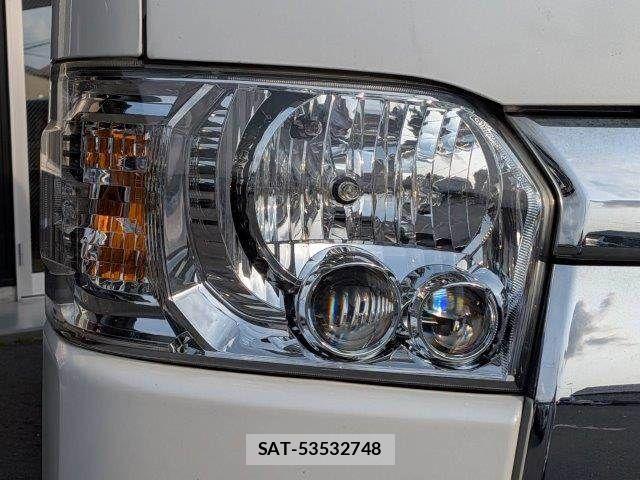 Toyota HIACE VAN 2018-09 5881266-23