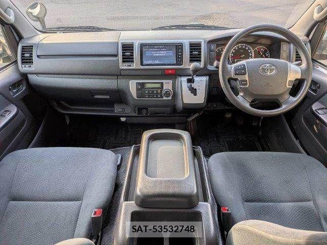 Toyota HIACE VAN 2018-09 5881266-2