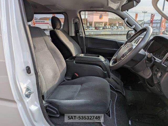Toyota HIACE VAN 2018-09 5881266-8