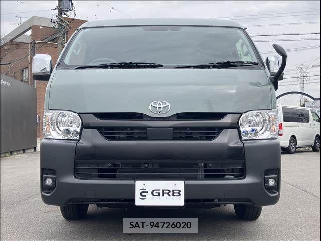 Toyota HIACE VAN 2026-01 5881174-1