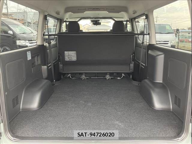 Toyota HIACE VAN 2026-01 5881174-19