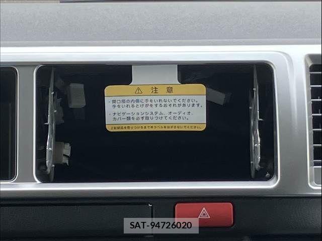 Toyota HIACE VAN 2026-01 5881174-4