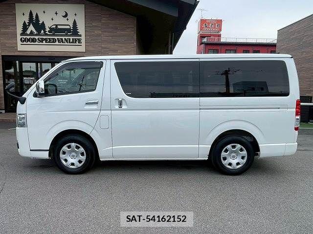 Toyota HIACE VAN 2023-11 5881197-13