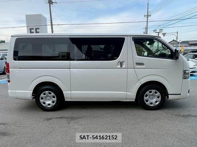 Toyota HIACE VAN 2023-11 5881197-14