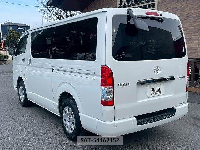 Toyota HIACE VAN 2023-11 5881197-16
