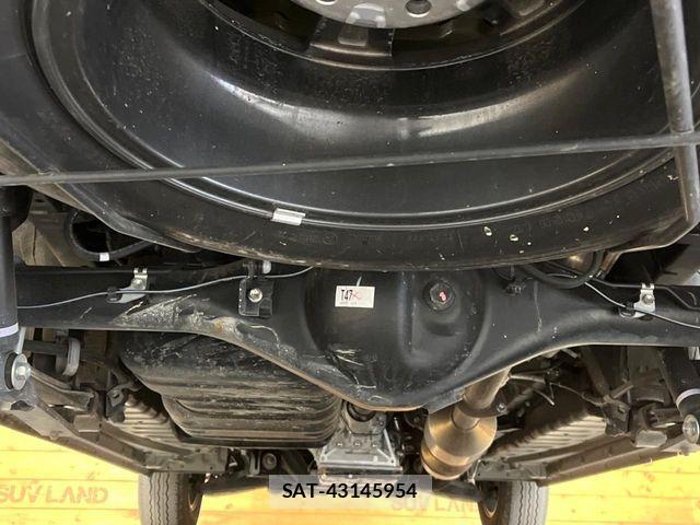 Toyota HIACE VAN 2023-07 5881196-18