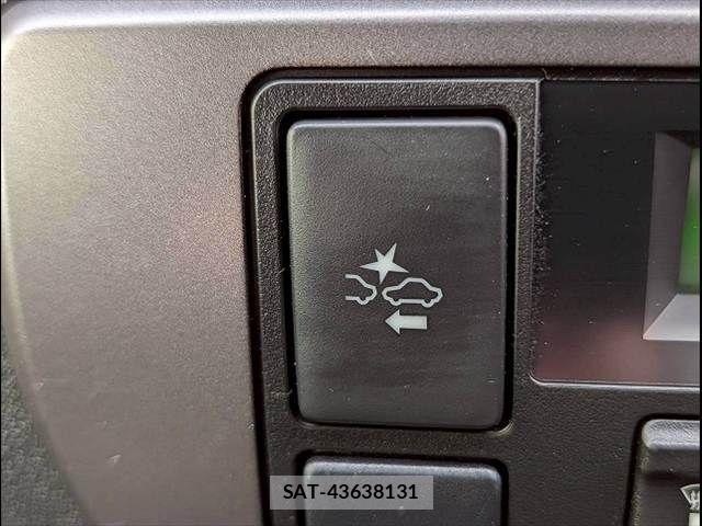 Toyota HIACE VAN 2021-05 5881240-2