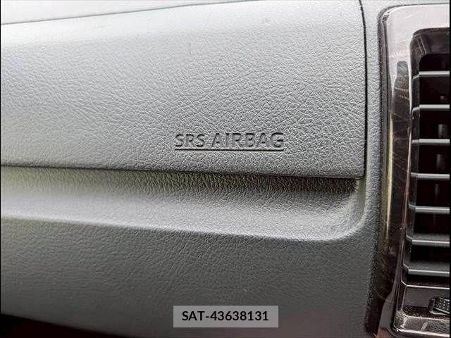 Toyota HIACE VAN 2021-05 5881240-4