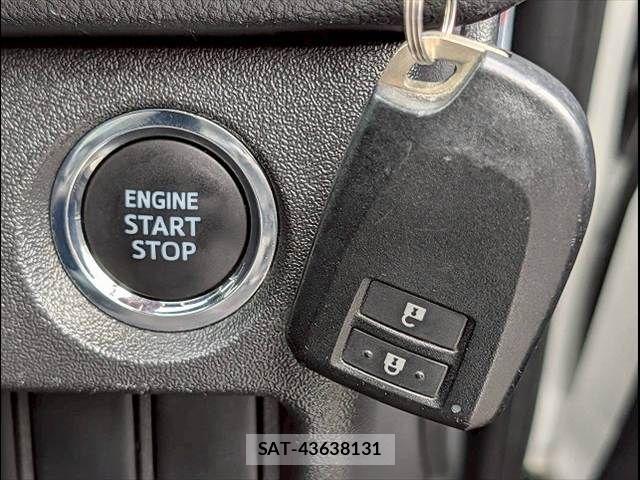 Toyota HIACE VAN 2021-05 5881240-6
