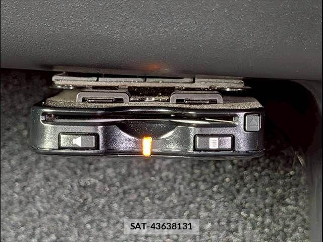 Toyota HIACE VAN 2021-05 5881240-7