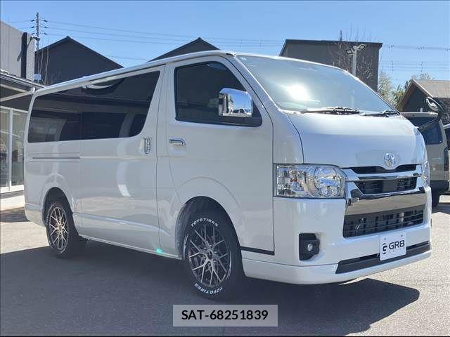 Toyota HIACE VAN 2026-02 5881179-10