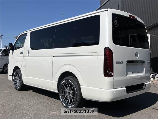 Toyota HIACE VAN 2026-02 5881179-15