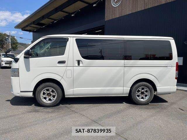 Toyota HIACE VAN 2014-03 6072907-18