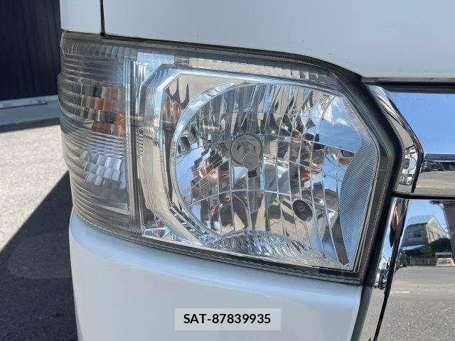 Toyota HIACE VAN 2014-03 6072907-20