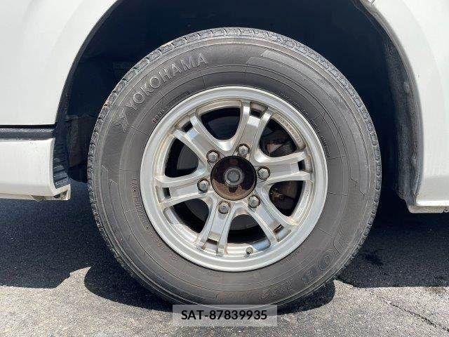 Toyota HIACE VAN 2014-03 6072907-25