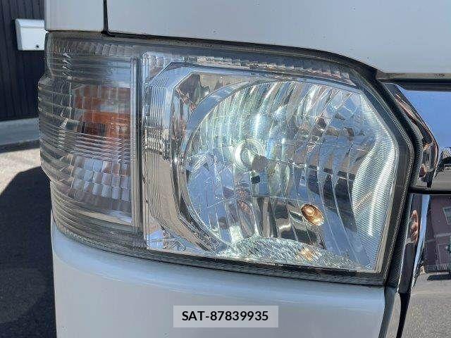 Toyota HIACE VAN 2014-03 6072907-26