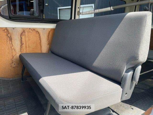 Toyota HIACE VAN 2014-03 6072907-29
