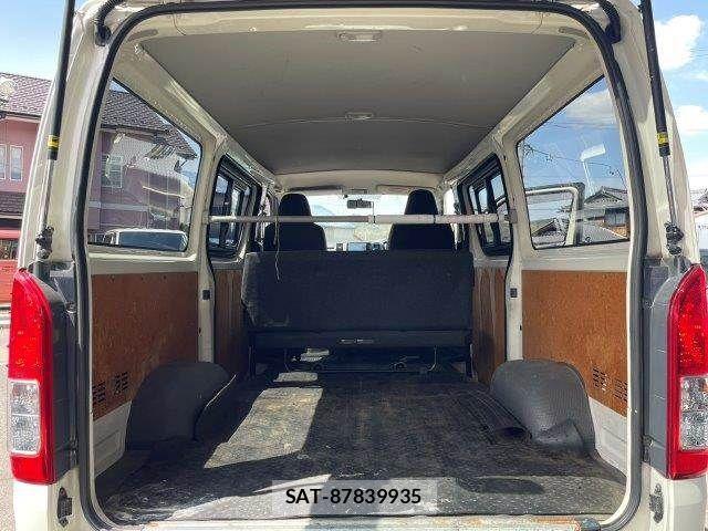 Toyota HIACE VAN 2014-03 6072907-8