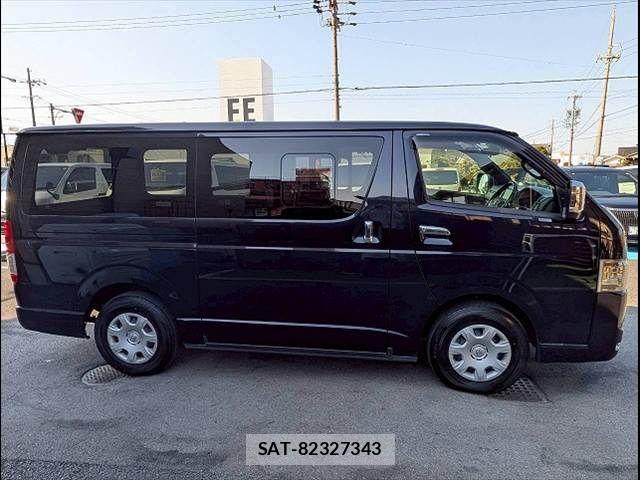 Toyota HIACE VAN 2023-01 6021465-14