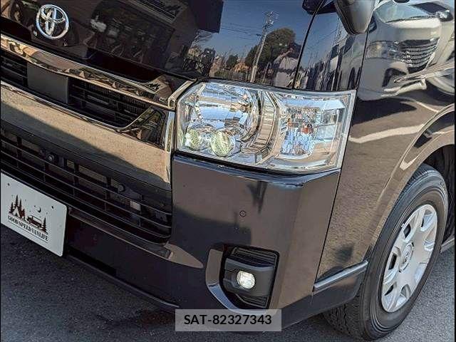Toyota HIACE VAN 2023-01 6021465-18